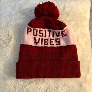 “POSITIVE VIBES” beanie by Charlavail
